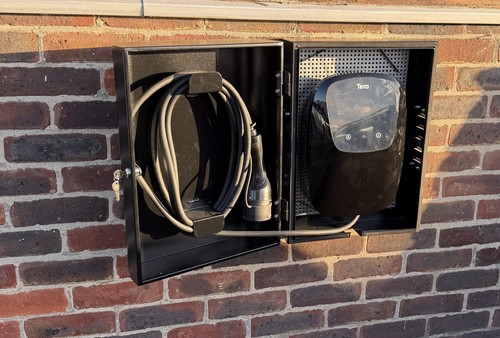 Lockable charger enclosure - charger,